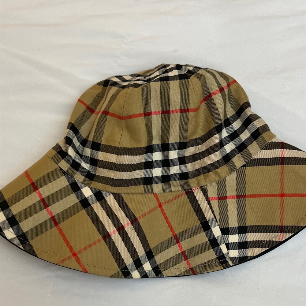 Burberry reversible Plaid Bucket Hat